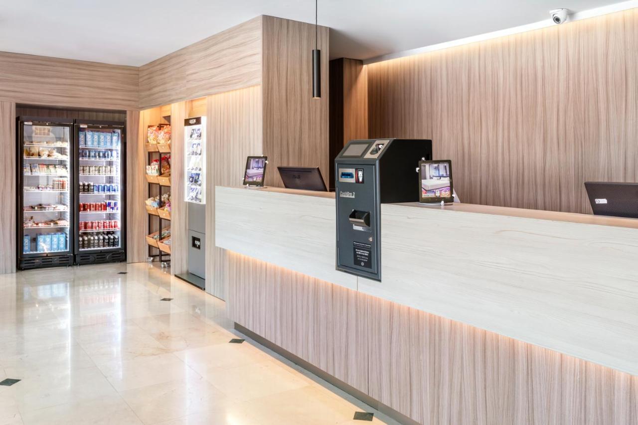 B&B Hotel Madrid Aeropuerto T4 Сан-Себастьян-де-лос-Реєс Екстер'єр фото